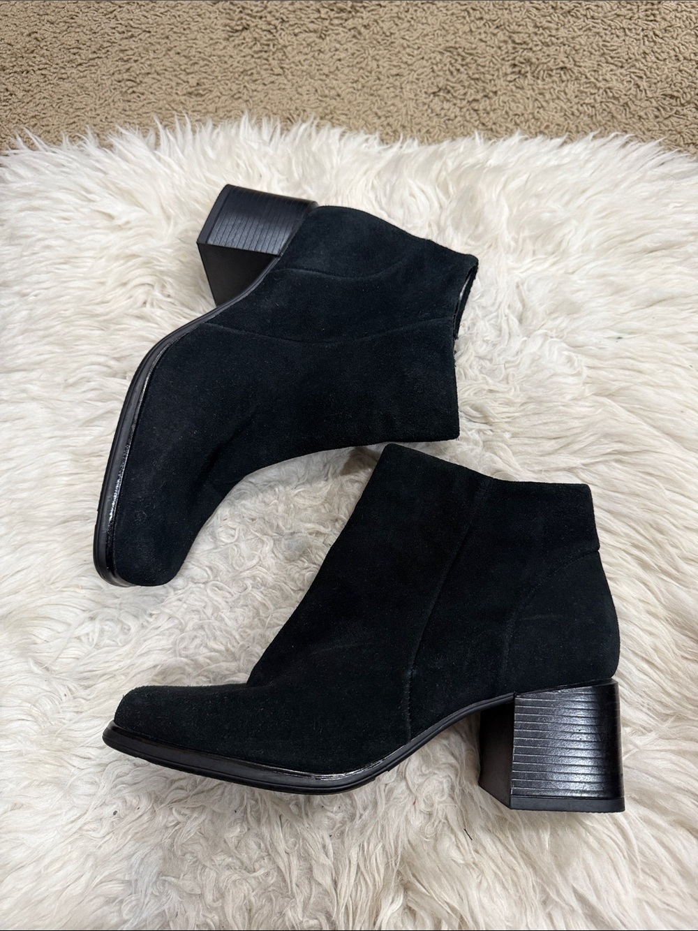 White Mountain Diamond Black Suede Leather Square Toe Block
Heel Ankle Boots 8 W